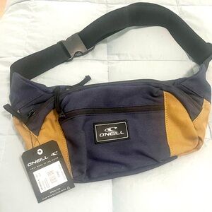 O’Neill Men’s crossbody/fannie bag. NWT